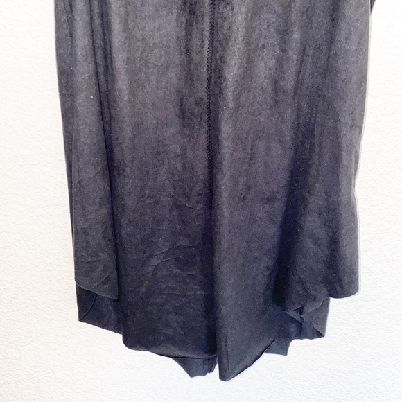 Mod Ref Black Suede High Neck Tank Top - Picture 3 of 8